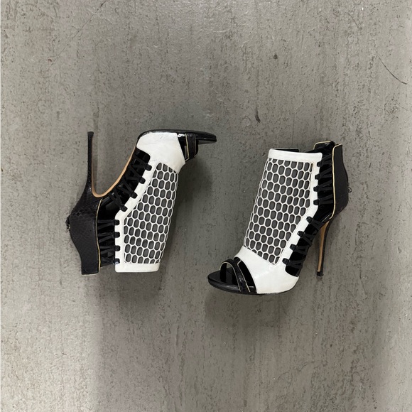 Casadei Black and White Mesh Heels - Picture 1 of 4